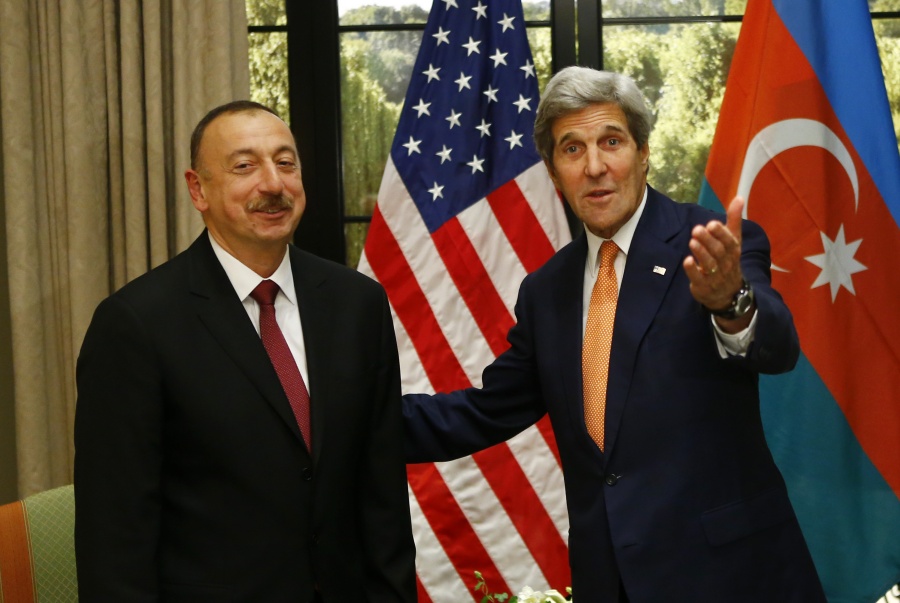 РФ и США помогли увидеться главам Армении и Азербайджана