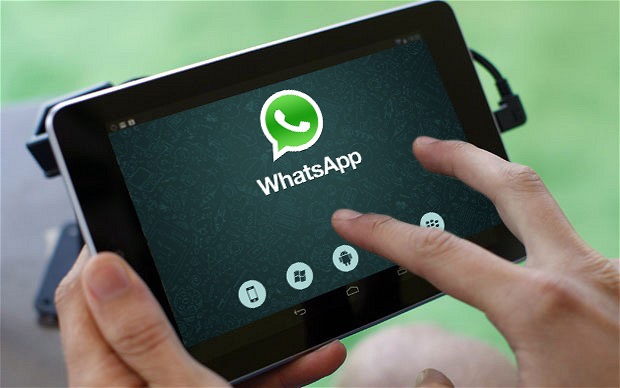 Джон Макафи объявил о взломе шифрования сообщений WhatsApp