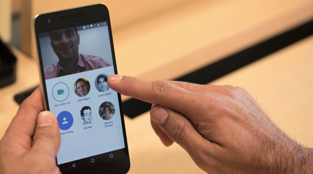 Google запустил аналог Skype с видеозвонками и без регистрации