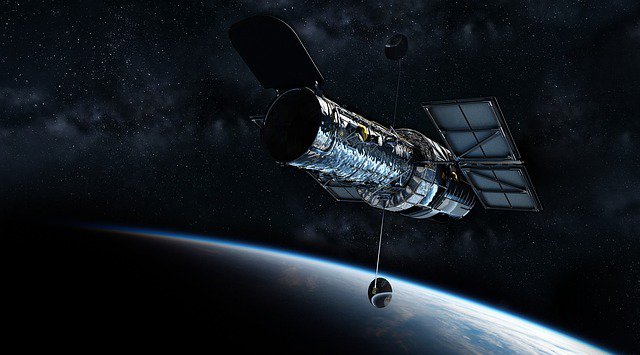 «Hubble» отыскал две галактики, пришедшие из космической пустыни
