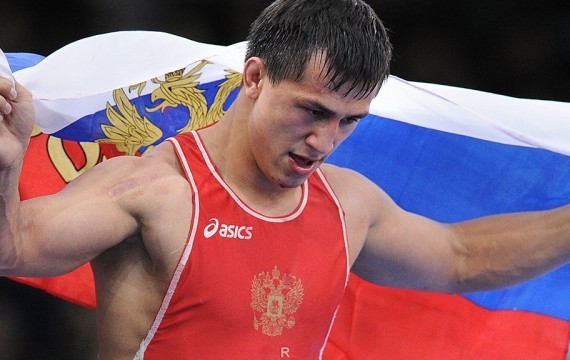 Борец Роман Власов завоевал олимпийское «золото»