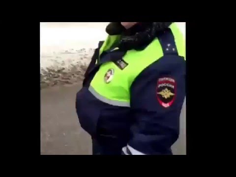 Московская полиция проверяет видео задержки скорой с младенцем из-за кортежа