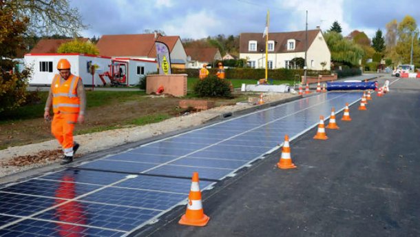 Открыли первую в мире дорогу из солнечных батарей