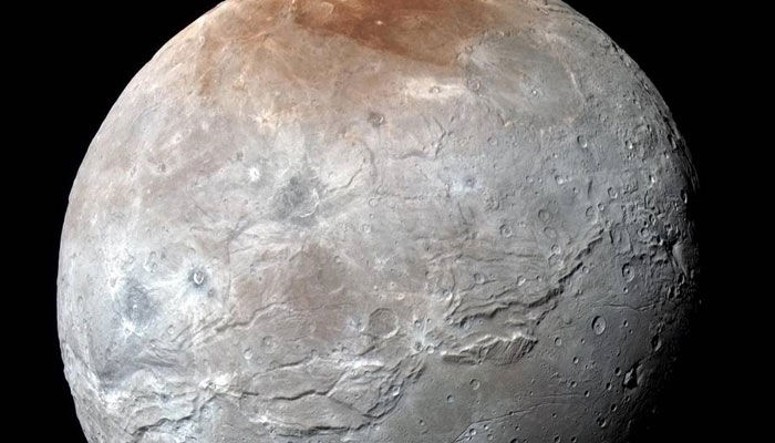 Ученые NASA отыскали необычную ледяную вышку на Плутоне
