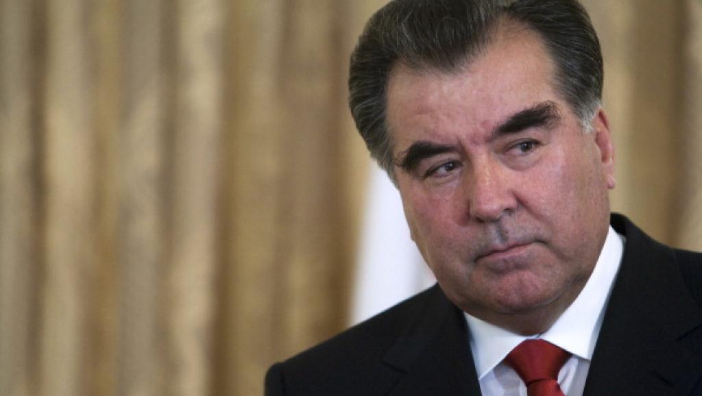 В Таджикистане проходит референдум по вопросу изменения конституции