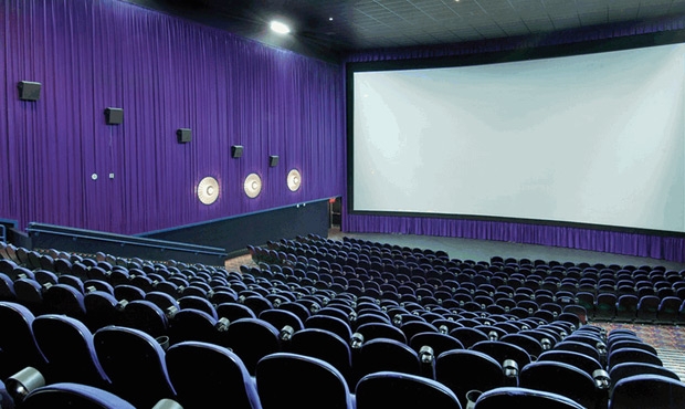 Кинотеатры обяжут сдавать 3 млрд рублей в год на кино