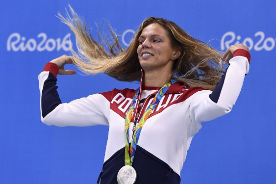 Алия Мустафина выиграла олимпийское золото в упражнениях на брусьях