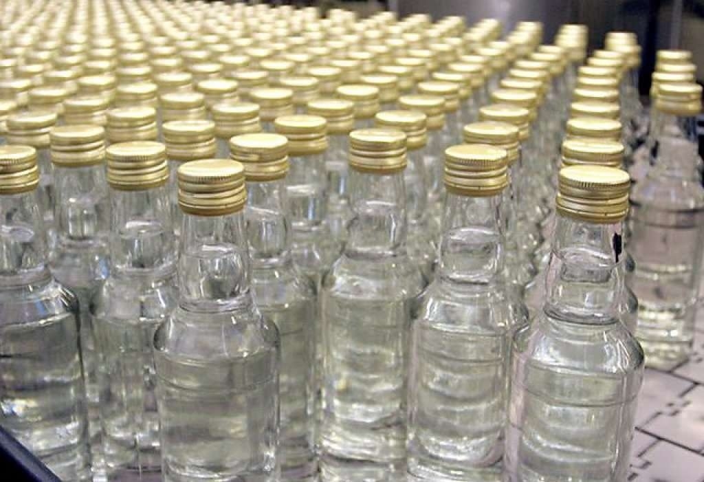 В Башкирии у продавца контрафактного алкоголя отыскали еще 7 тыс. литров спирта