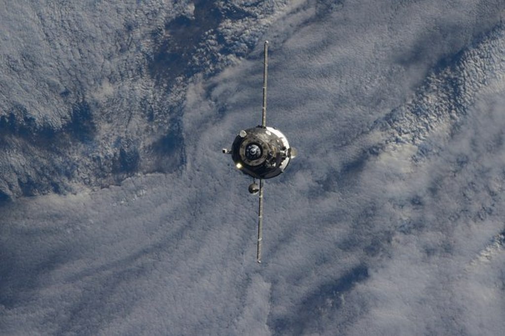 Космический корабль «Прогресс МС-01» с первой попытки пристыковался к МКС