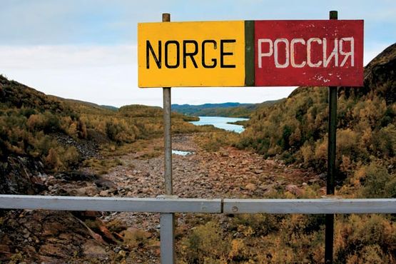Норвегия будет возвращать беженцев в Российскую Федерацию на автобусах