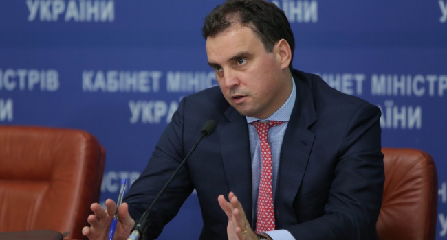 Министр финансового развития Украины подал в отставку из-за коррупции