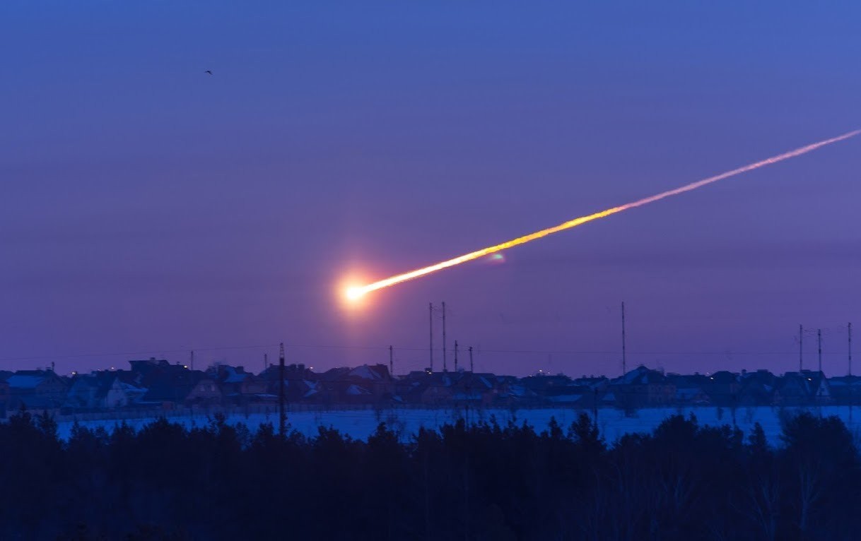 Огромный астероид летит прямо на Землю