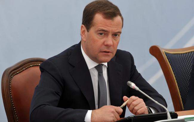 Прогноз В. Путина оправдался, мы скатились к «холодной войне» — Медведев