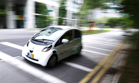Первое в мире беспилотное такси запустили в Сингапуре