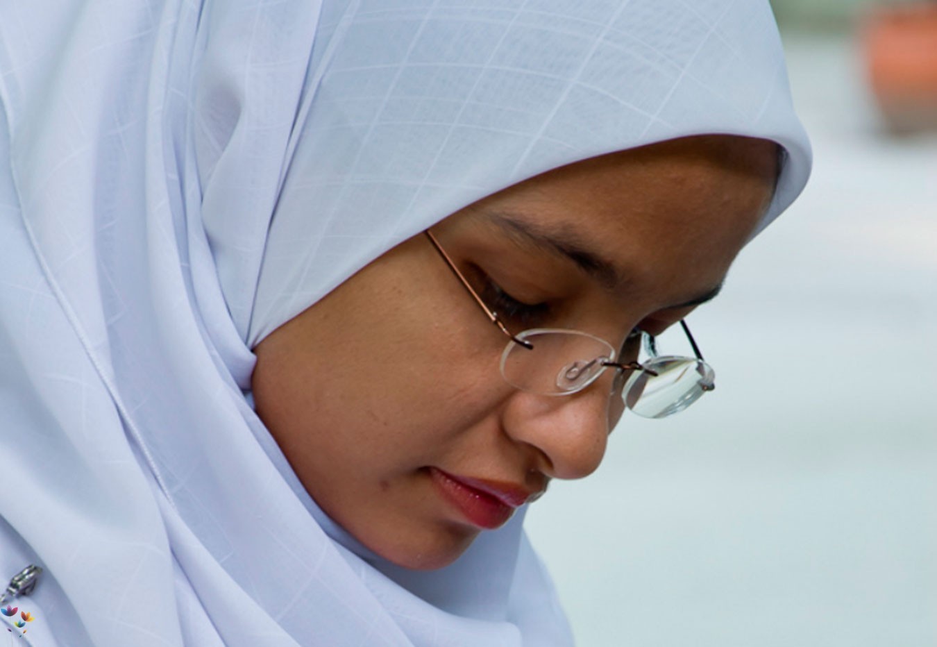 Устав школы не позволил пустить на уроки девочку-мусульманку