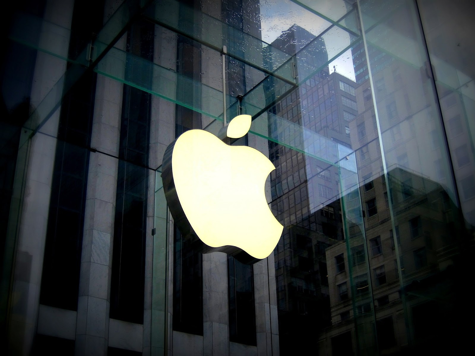 Apple сохраняет в iCloud данные о звонках пользователей до 4 месяцев — Сюрприз