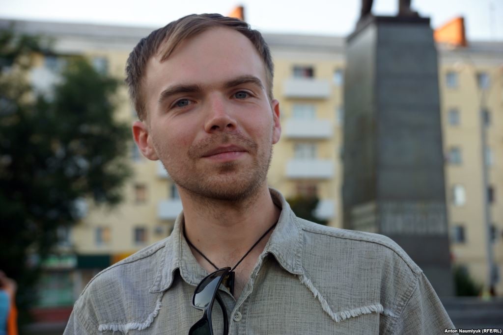 В центре Ростова избили корреспондента «Кавказский узел»