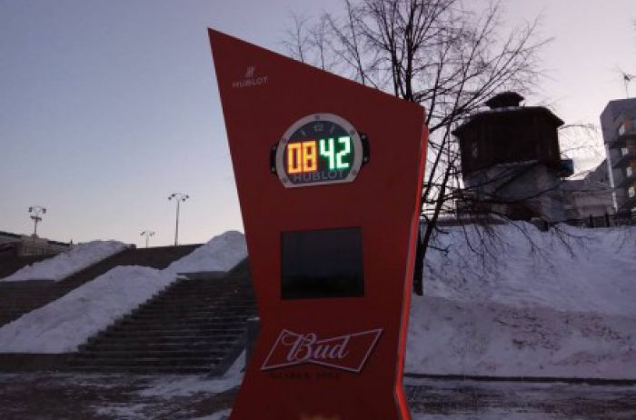 В Екатеринбурге отсчитывающие 500 дней до ЧМ-2018 часы сломались через сутки