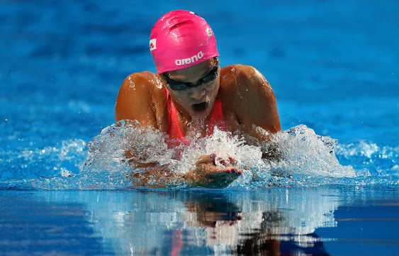 Русская пловчиха Юлия Ефимова одолела на соревнованиях в США