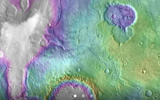 Американские ученые обнаружили свежеобразовавшиеся озера на Марсе