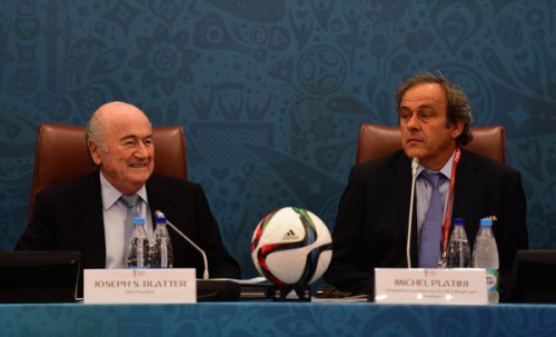 ФИФА назовет наказание для Блаттера и Платини в понедельник