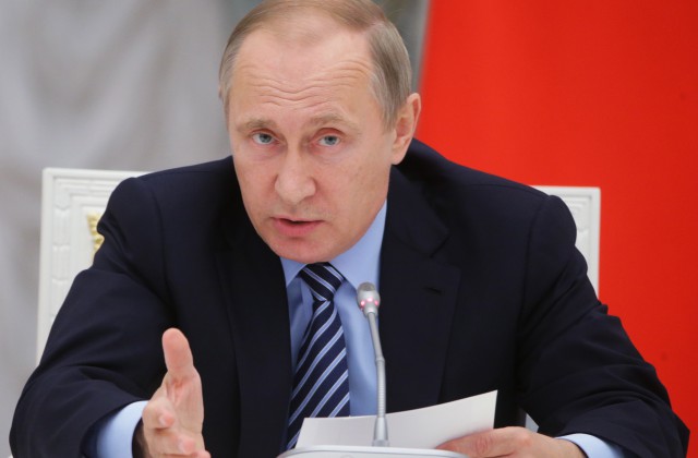 Путин потребовал от руководства «не морочить голову» россиянам