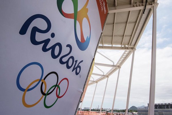 Министр И.Жданов назвал несправедливым решение МОК допустить Российскую Федерацию к Олимпиаде