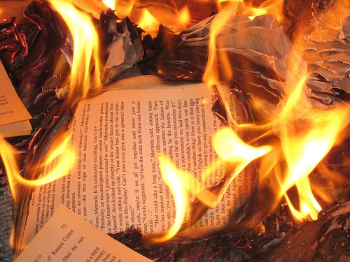 В воркутинском колледже не сжигали книги, изданные Фондом Сороса — начальник