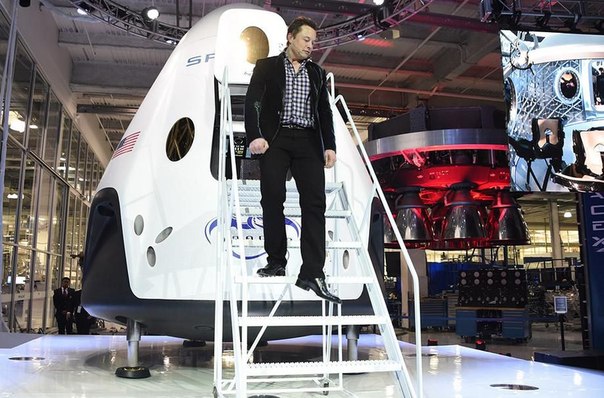 SpaceX планирует отправить человека на Марс до 2025 г.
