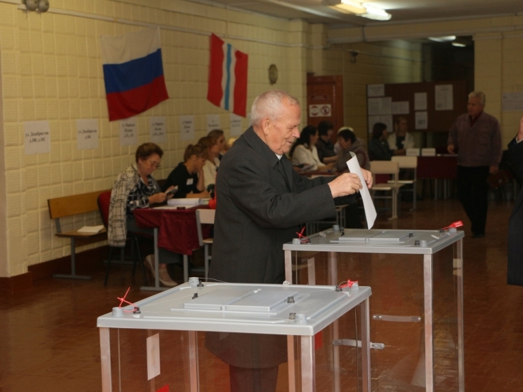 В РФ ограничили число наблюдателей на выборах