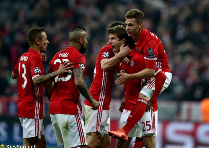 «Бавария» забила 5 мячей «Арсеналу» в первом матче 1/8 финала Лиги чемпионов