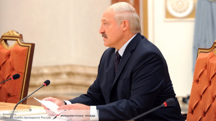 Лукашенко объявил об увеличении потока оружия из государства Украины