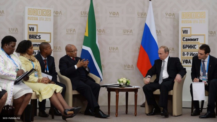 Президент ЮАР пригласил В. Путина в гости