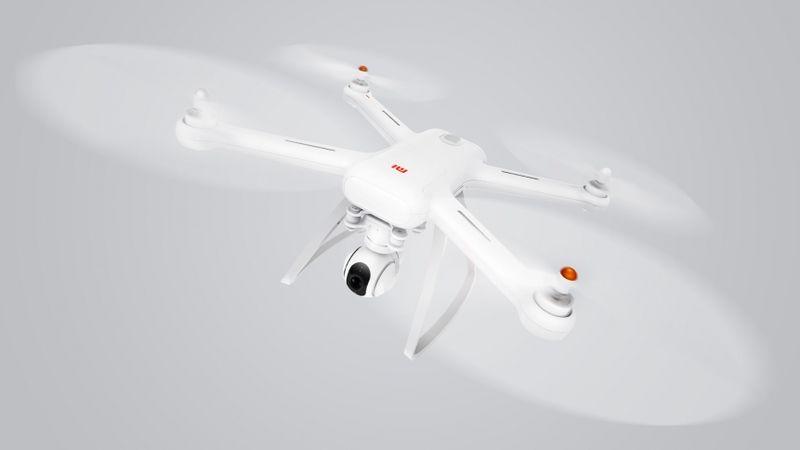 Официально представлен Xiaomi Mi Drone — антикризисный квадрокоптер