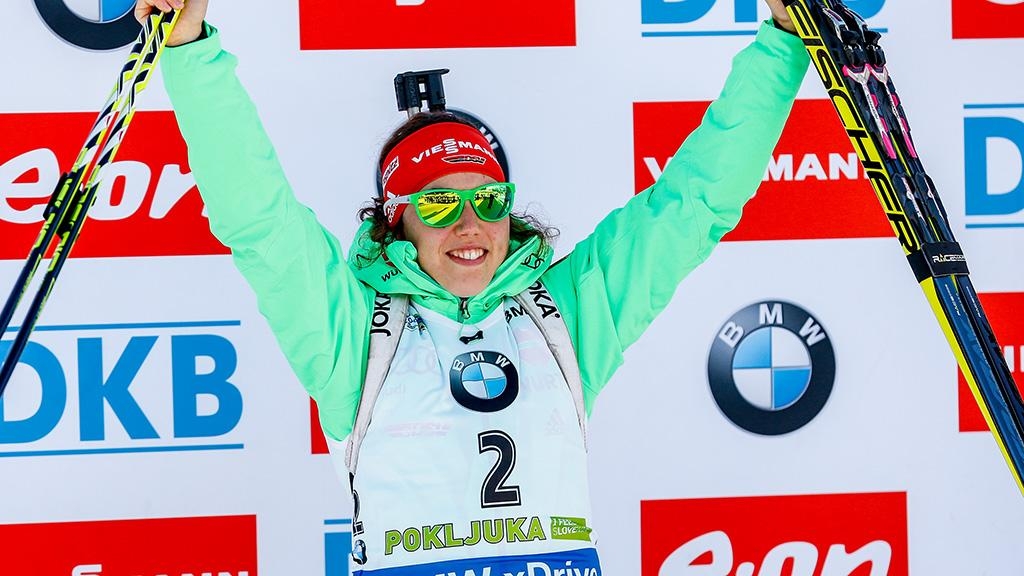 Тирил Экхофф выиграла женский спринт на чемпионате мира по биатлону в Холменколлене