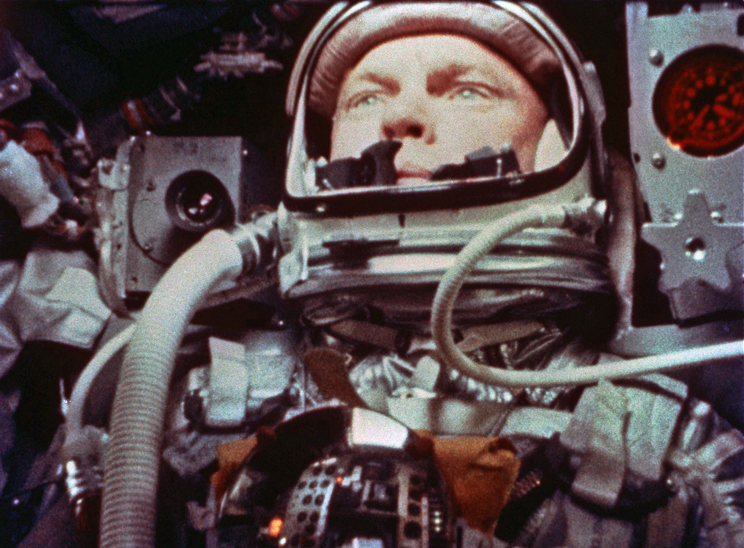Роскосмос: Джон Гленн внес огромный вклад в историю космонавтики