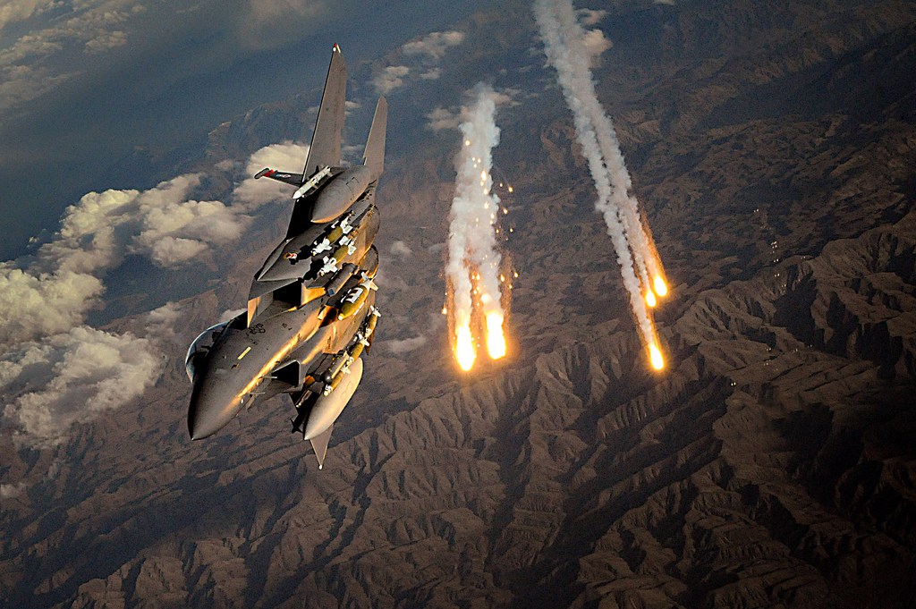 ВВС США собрались бомбардировать небо при помощи плазмы