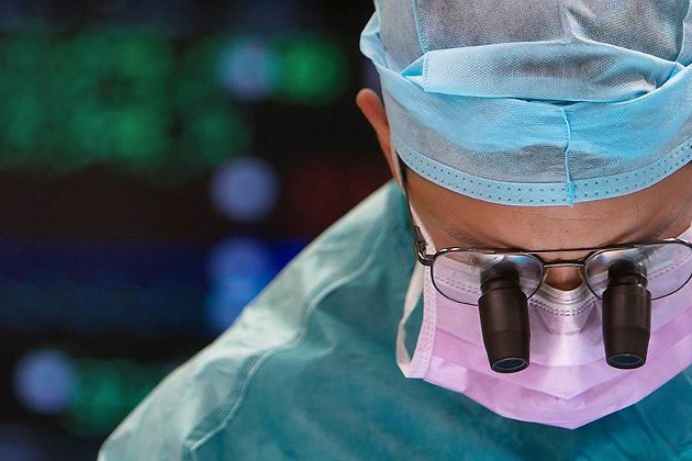 Федеральный бюджет будущего года может прекратить оплату высокотехнологичной медицинской помощи