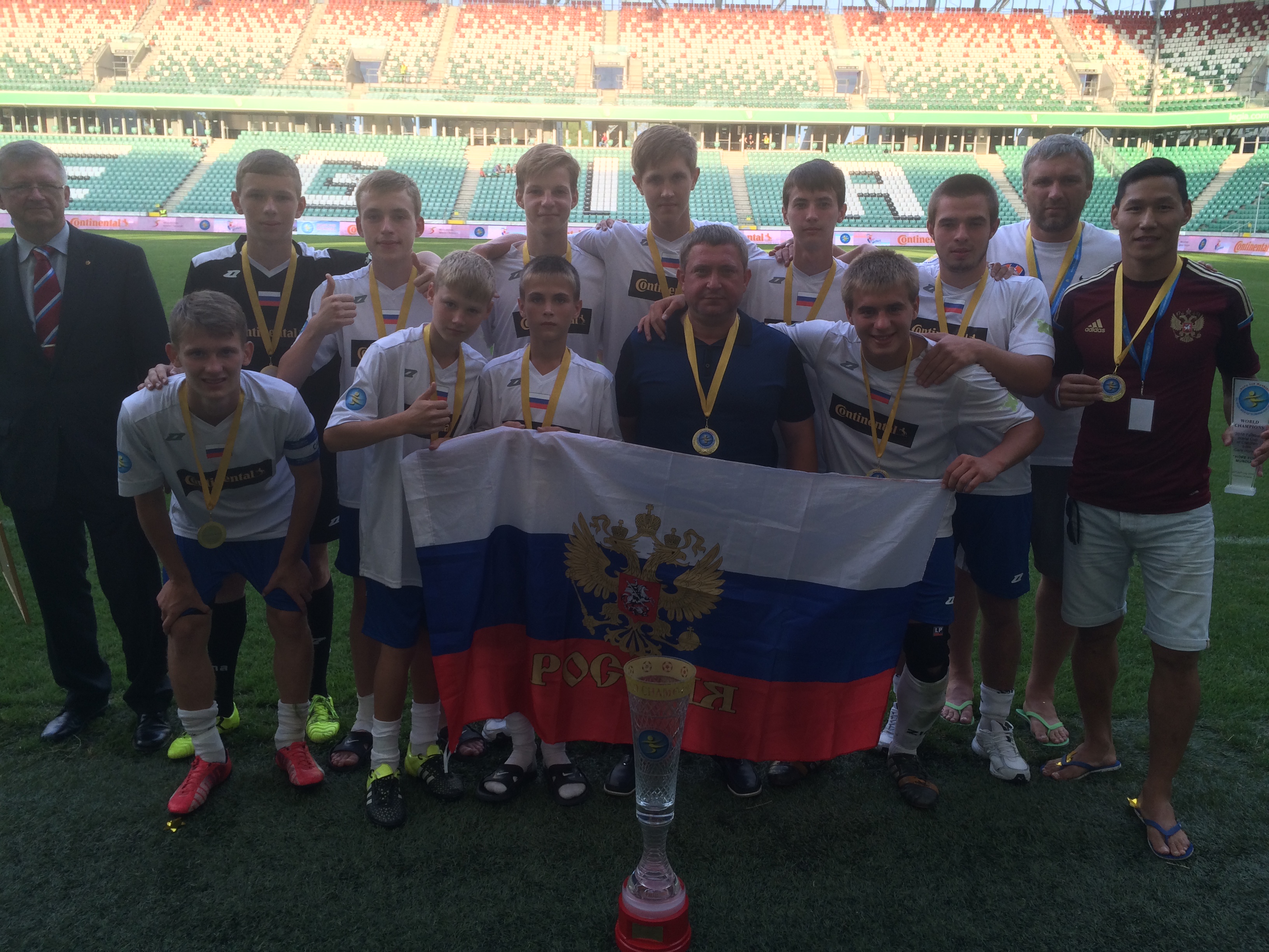 Детдомовцы из Красноярска стали чемпионами по футболу