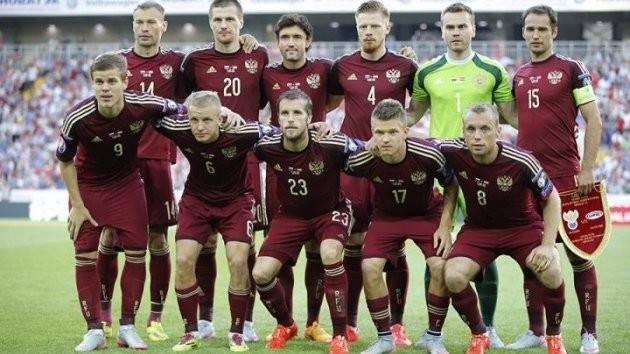 Петиция о роспуске сборной РФ по футболу набрала 200 тыс. подписей