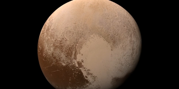 NASA представил цветное видео «посадки» на Плутон