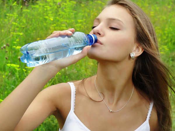 Вода в пластиковых бутылках содержит токсичные вещества, вредные для здоровья