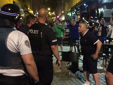 Милиция применила водомет для предотвращения беспорядков в Марселе