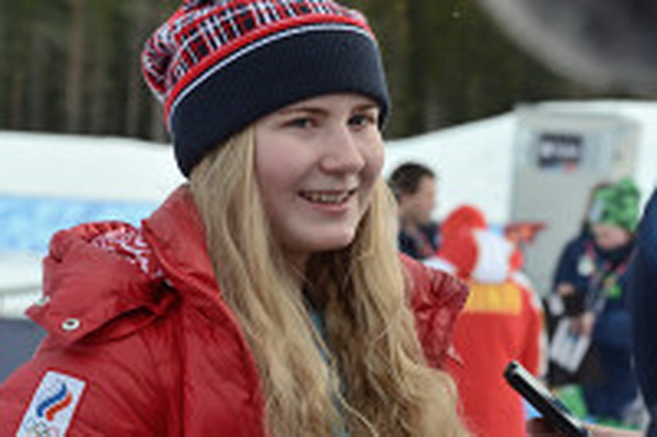 Лыжница Майя Якунина — победительница юношеских игр