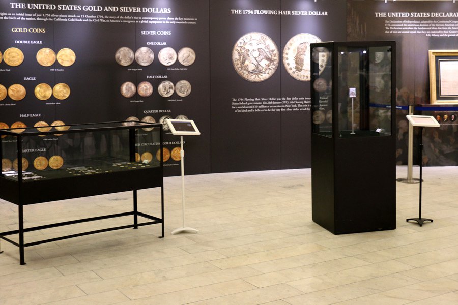 В Таллине продемонстрируют самую дорогую монету в мире