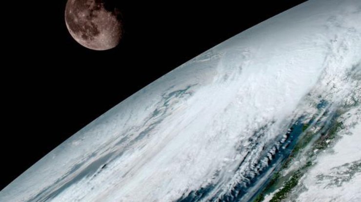 Фото с нового спутника NASA — Земля на ладони
