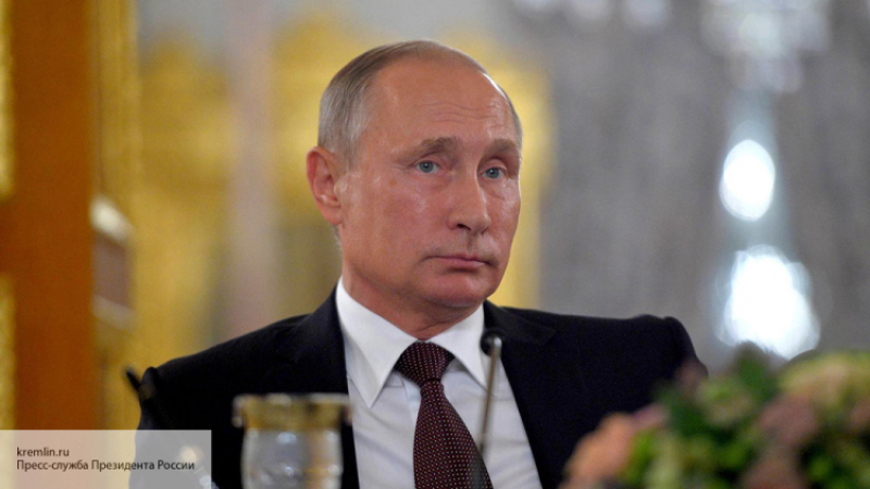 Путин: ФСБ в течении следующего года предотвратила 10 терактов