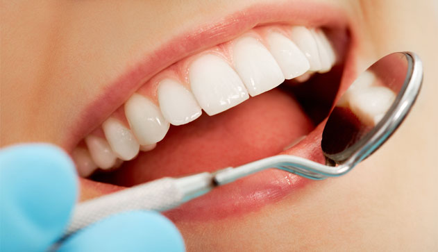 Английские ученые выдумали, как лечить зубы без пломб