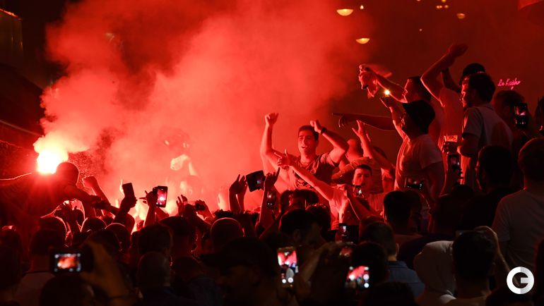 Драка английских и российских фанатов на Евро-2016 попала в сеть