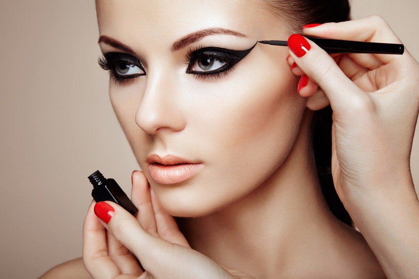 Учёные поведали о влиянии макияжа на женщин и мужчин